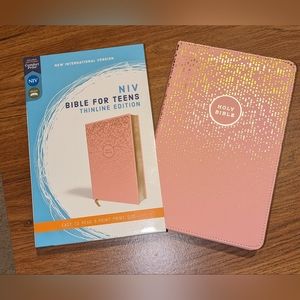 NEW Teen Bible Pink Thinline Edition